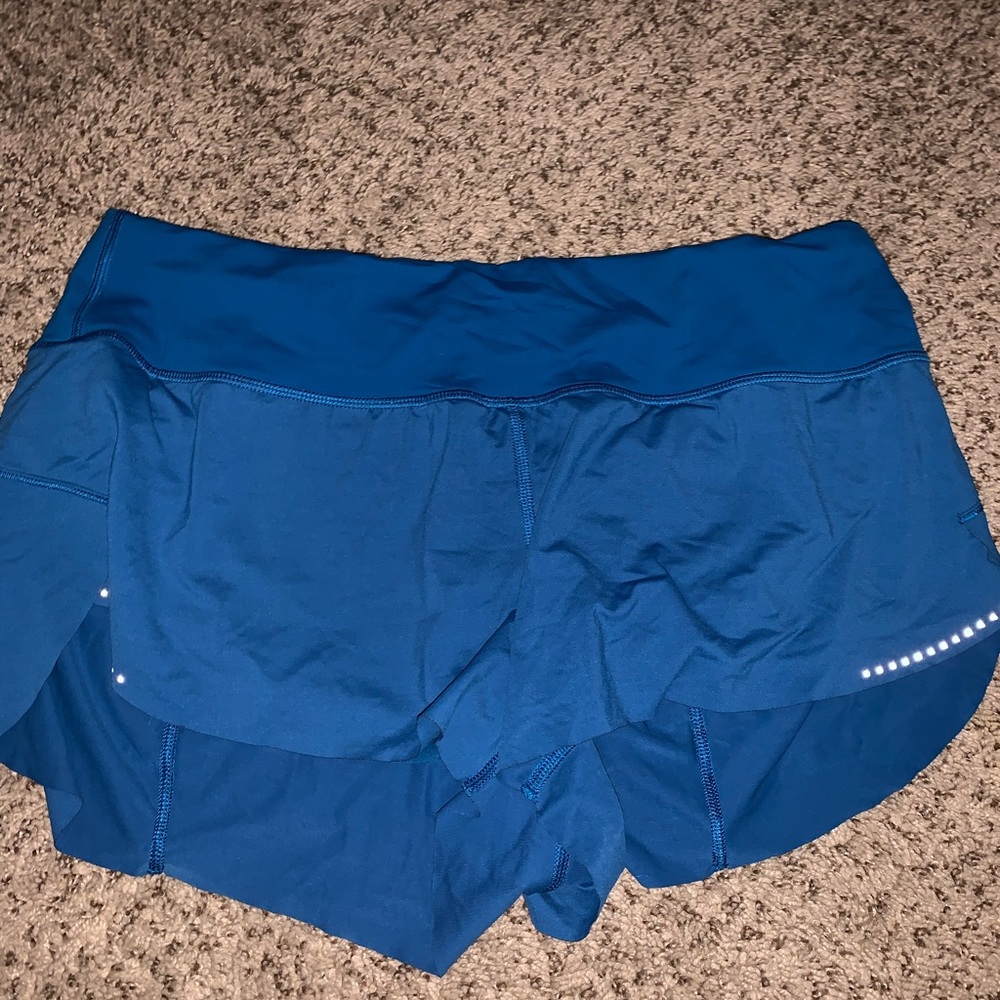 LULULEMON SHORTS